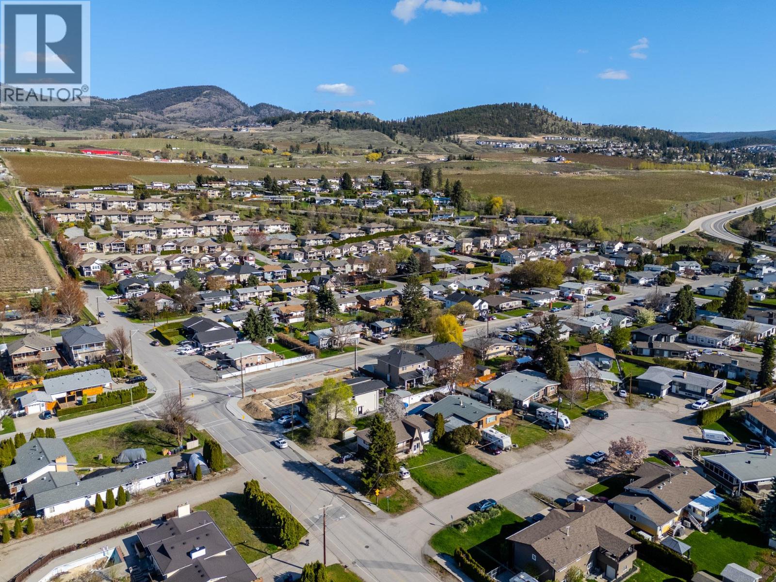 355 Mara Road, Kelowna, British Columbia  V1X 2T1 - Photo 5 - 10384205