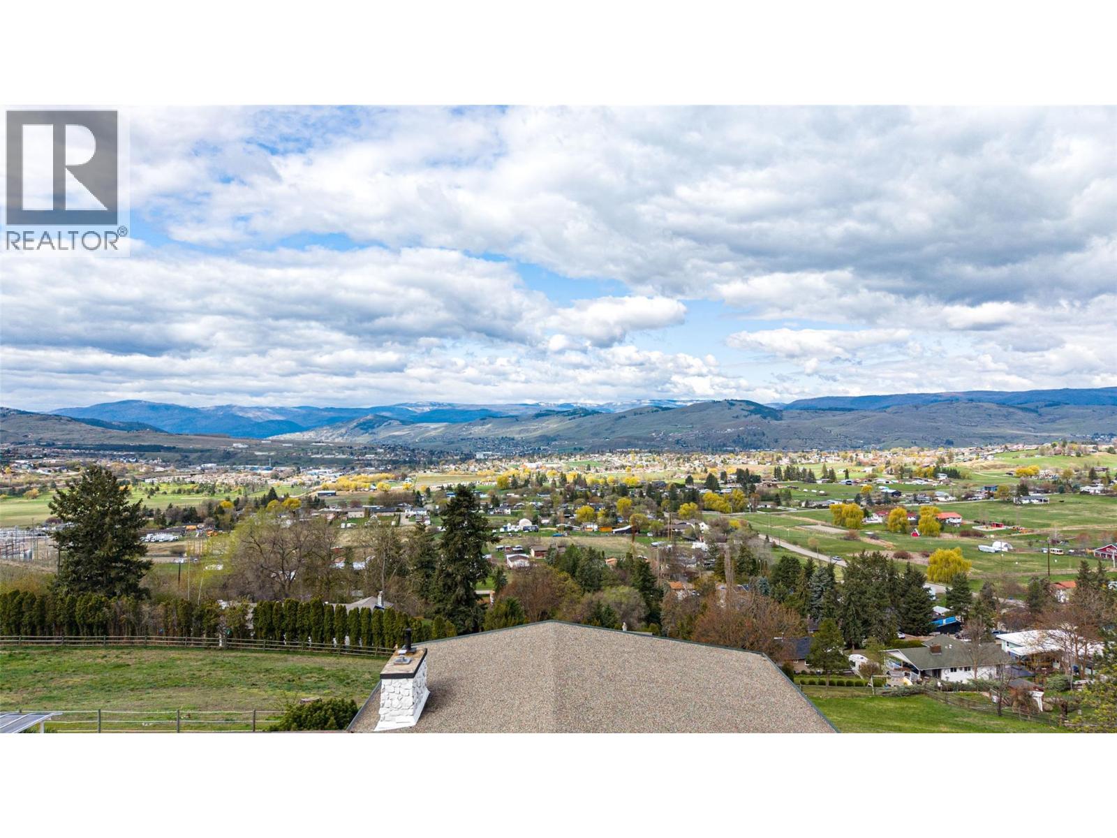 701 Robin Road, Vernon, British Columbia  V1B 3B3 - Photo 21 - 10384185