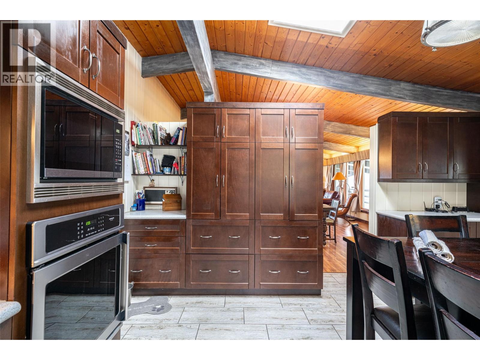 701 Robin Road, Vernon, British Columbia  V1B 3B3 - Photo 34 - 10384185