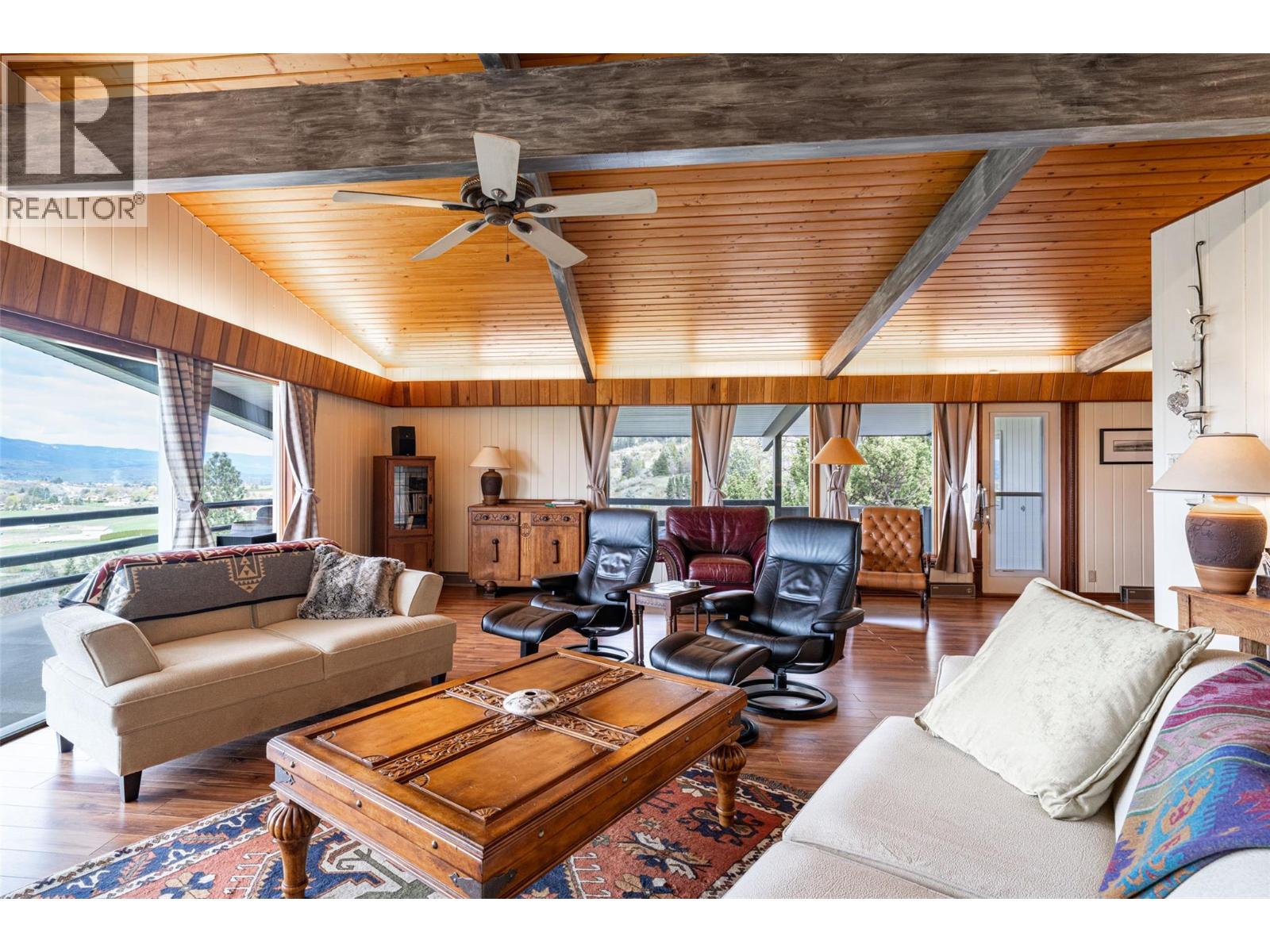 701 Robin Road, Vernon, British Columbia  V1B 3B3 - Photo 38 - 10384185