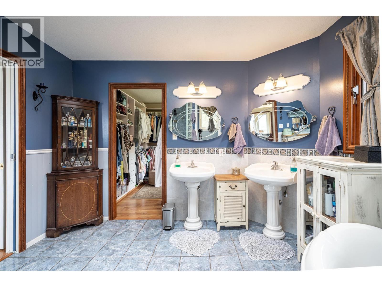 701 Robin Road, Vernon, British Columbia  V1B 3B3 - Photo 57 - 10384185