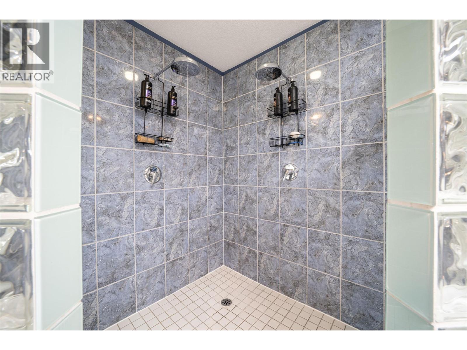 701 Robin Road, Vernon, British Columbia  V1B 3B3 - Photo 58 - 10384185