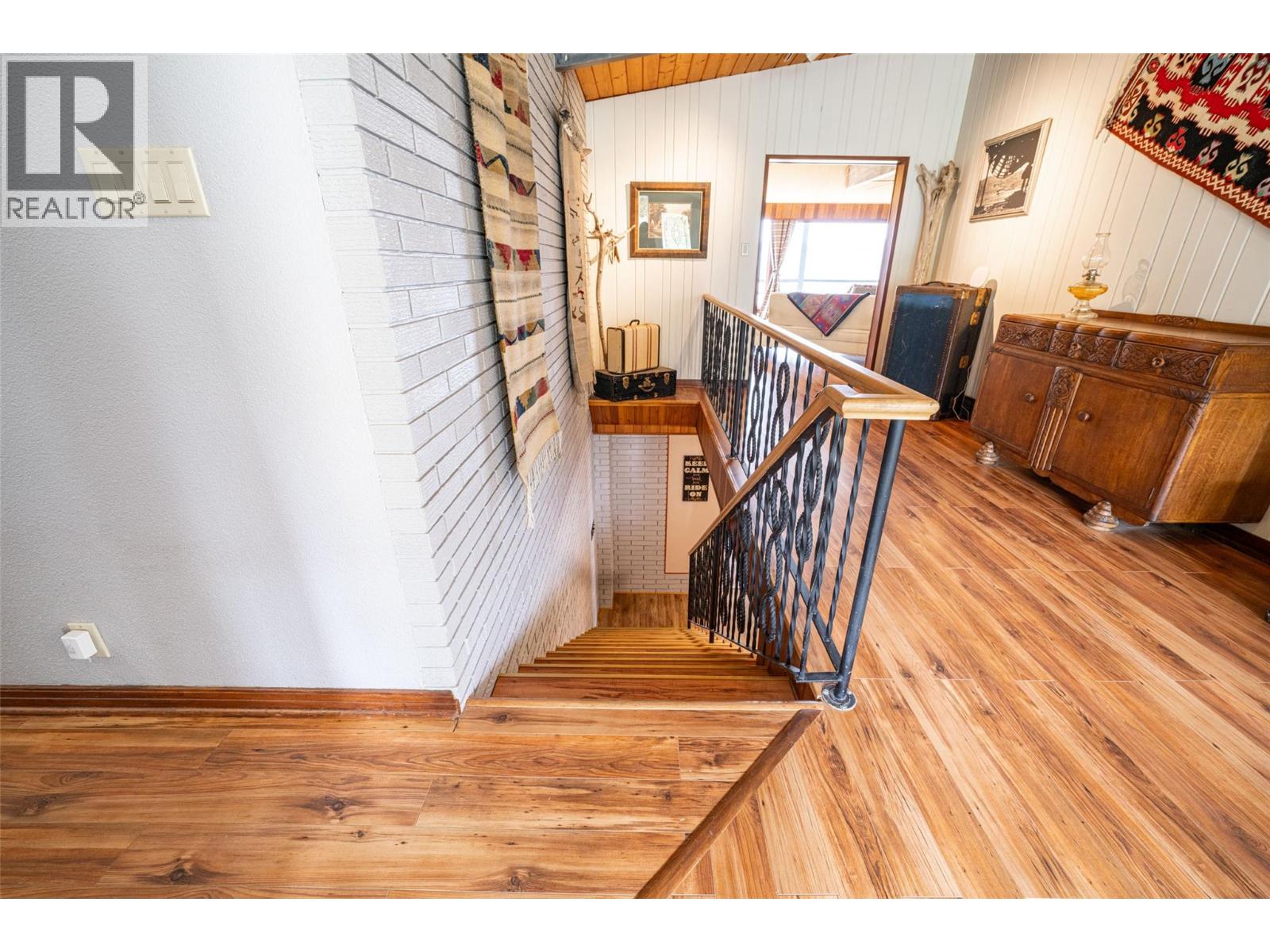 701 Robin Road, Vernon, British Columbia  V1B 3B3 - Photo 64 - 10384185