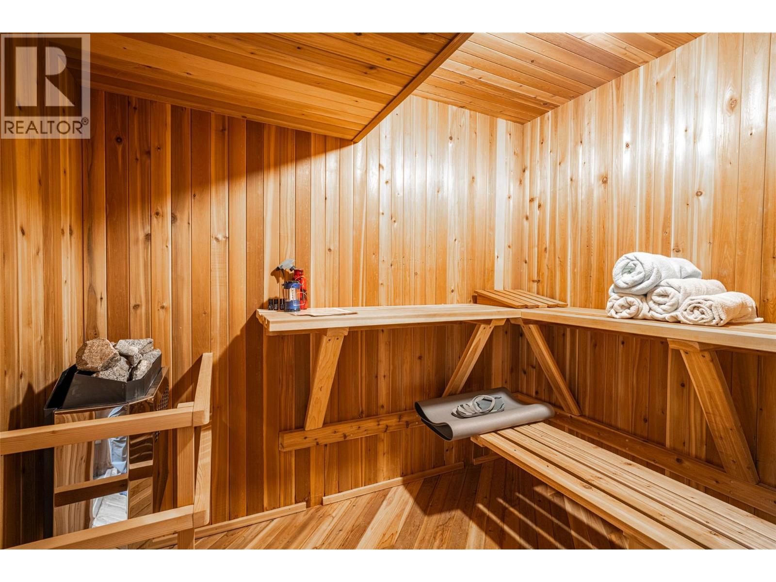 701 Robin Road, Vernon, British Columbia  V1B 3B3 - Photo 76 - 10384185