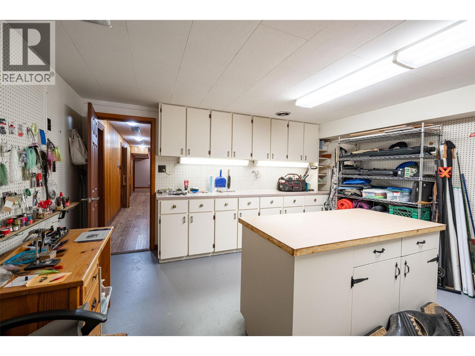 701 Robin Road, Vernon, British Columbia  V1B 3B3 - Photo 80 - 10384185