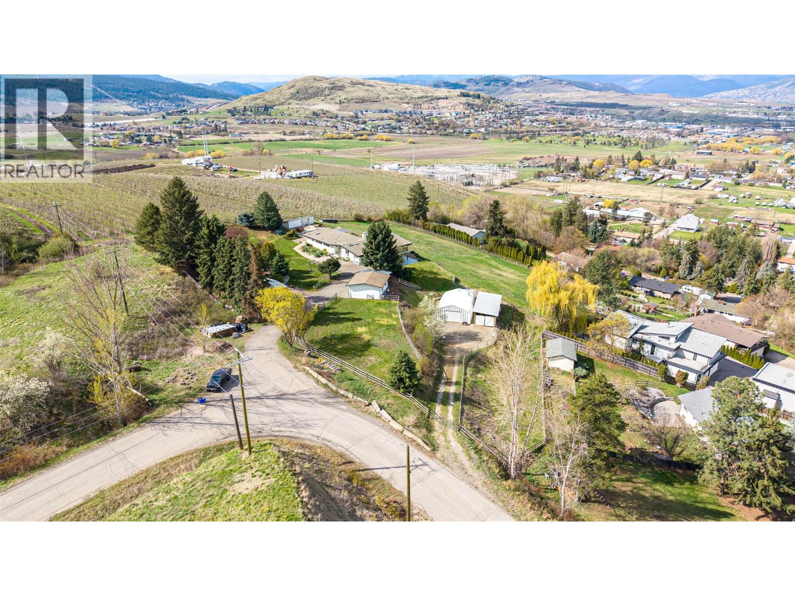 701 Robin Road, Vernon, British Columbia  V1B 3B3 - Photo 93 - 10384185