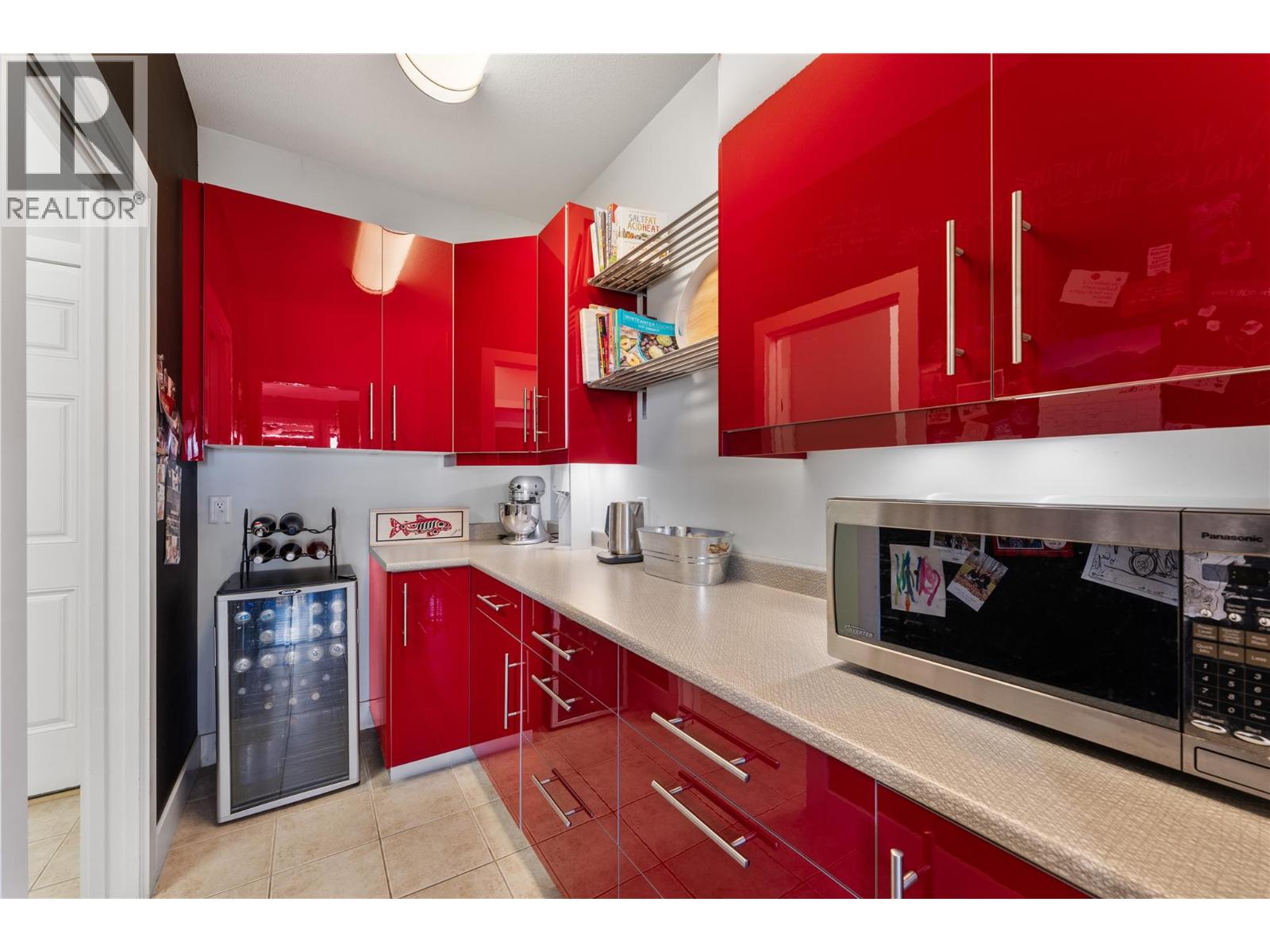 614 Armour Crescent, Kelowna, British Columbia  V1W 1A5 - Photo 11 - 10383426