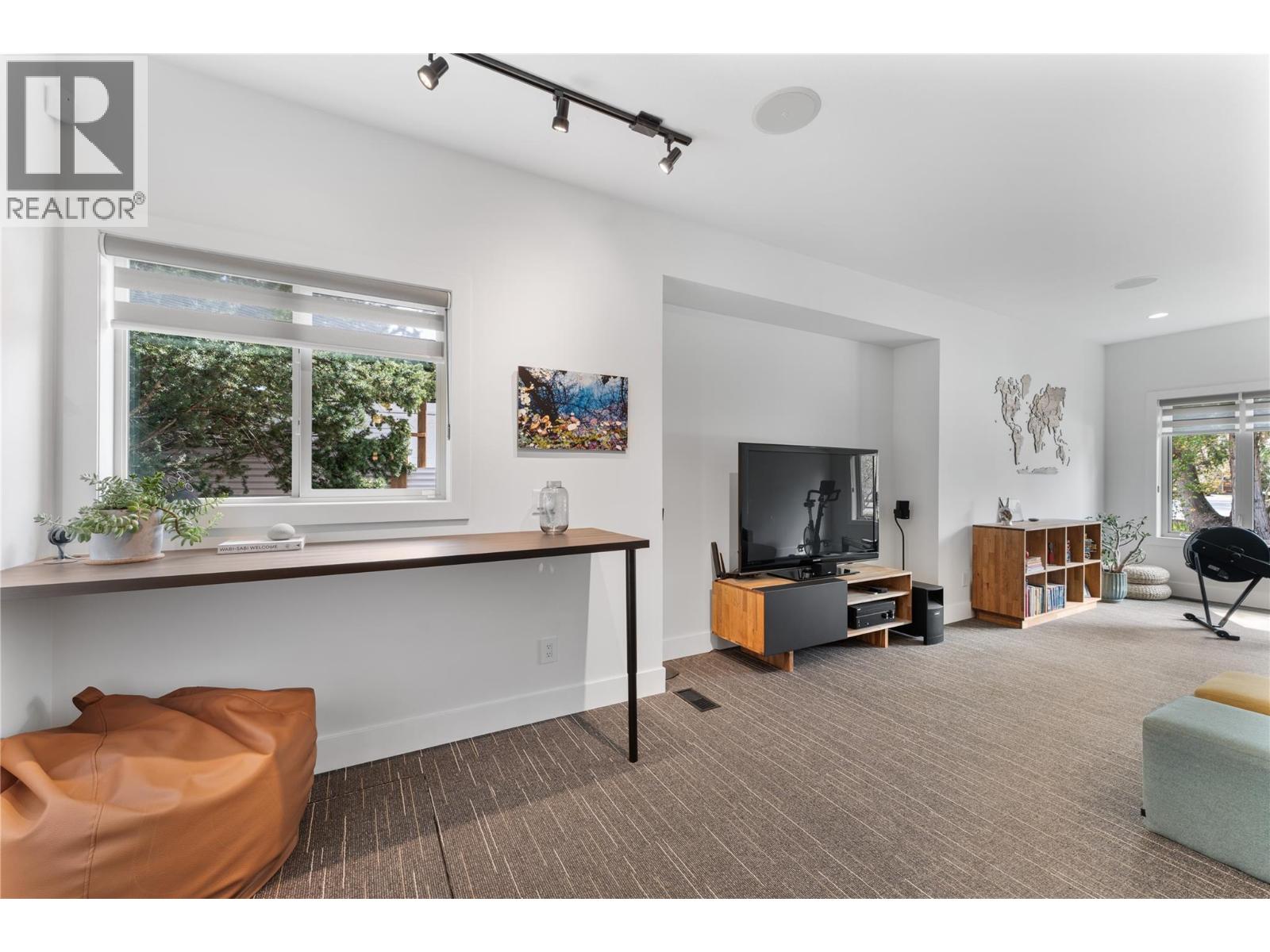 614 Armour Crescent, Kelowna, British Columbia  V1W 1A5 - Photo 41 - 10383426