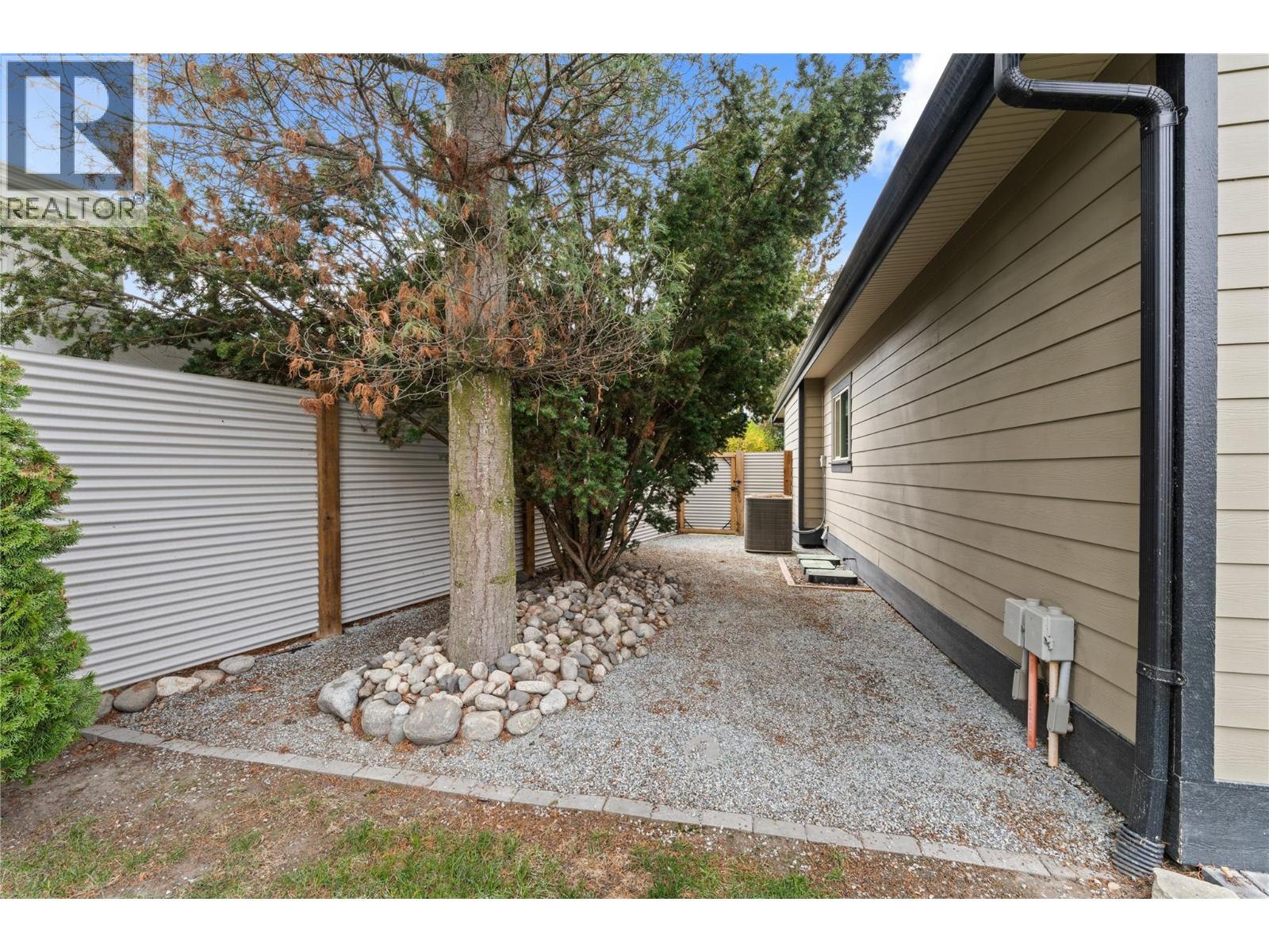 614 Armour Crescent, Kelowna, British Columbia  V1W 1A5 - Photo 84 - 10383426