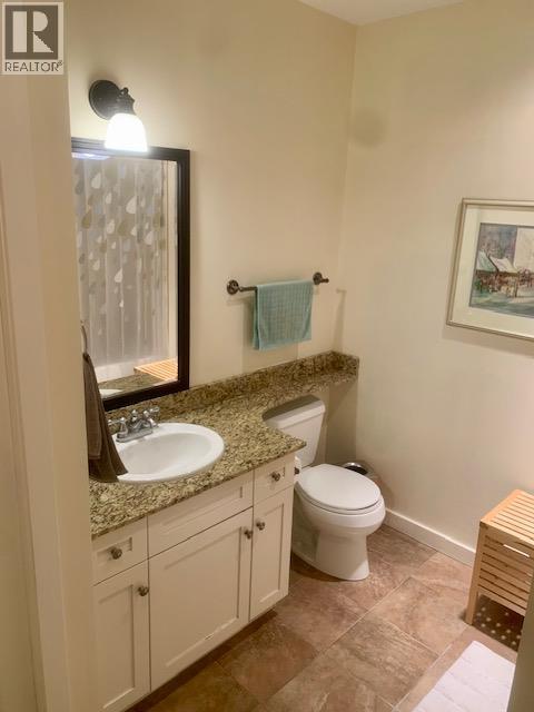 3301 Skaha Lake Road Unit# 401, Penticton, British Columbia  V2A 6G6 - Photo 13 - 10384360