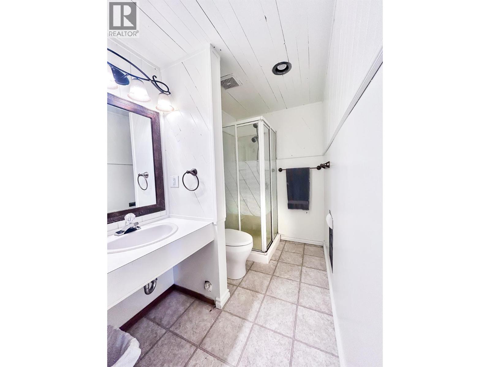 1924 90 Avenue, Dawson Creek, British Columbia  V1G 1A6 - Photo 13 - 10384362