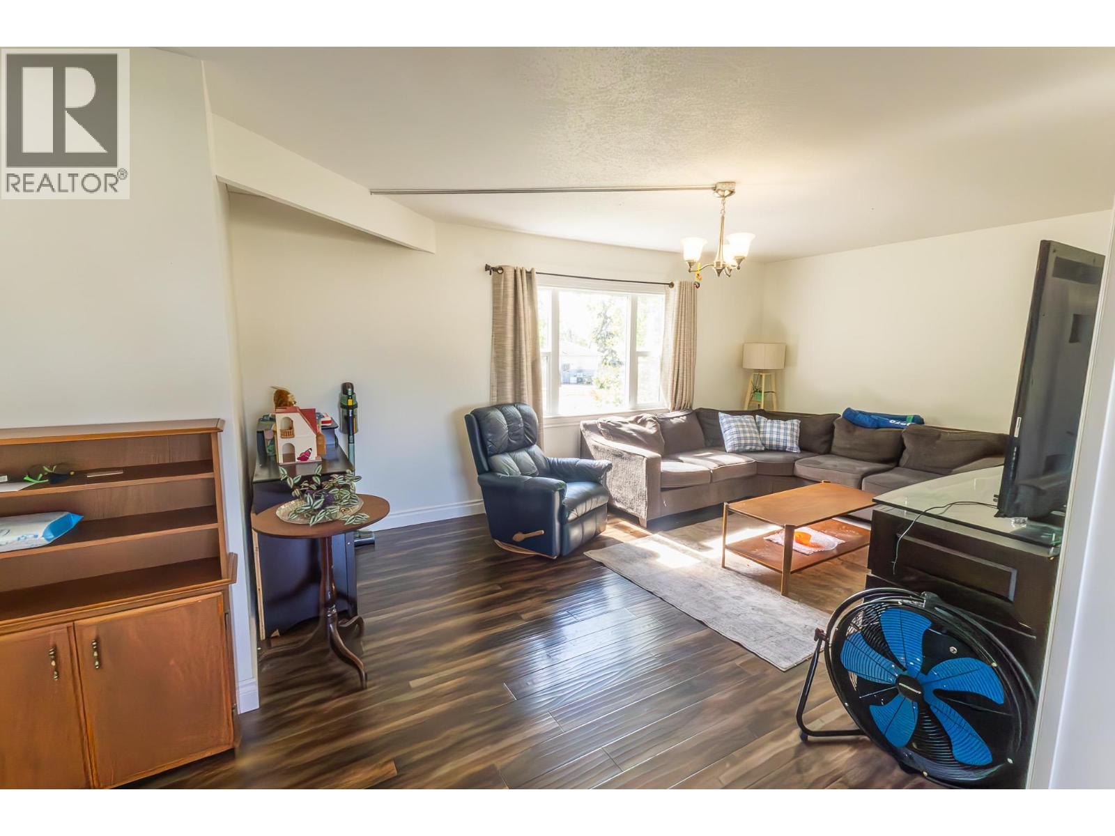 1924 90 Avenue, Dawson Creek, British Columbia  V1G 1A6 - Photo 4 - 10384362