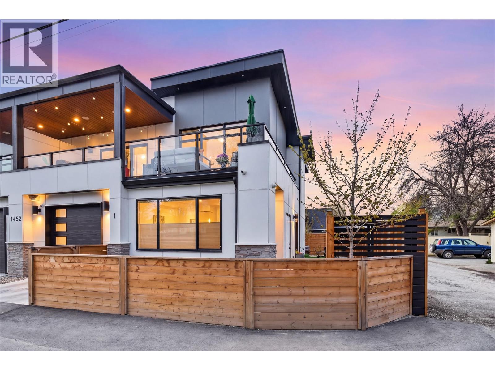 1452 Ethel Street Unit# 1, Kelowna, British Columbia  V1Y 2Z7 - Photo 1 - 10384309