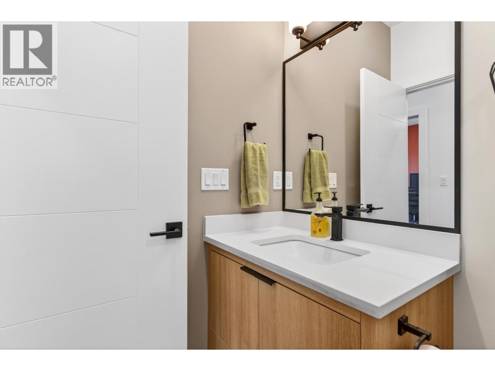 1452 Ethel Street Unit# 1, Kelowna, British Columbia  V1Y 2Z7 - Photo 35 - 10384309