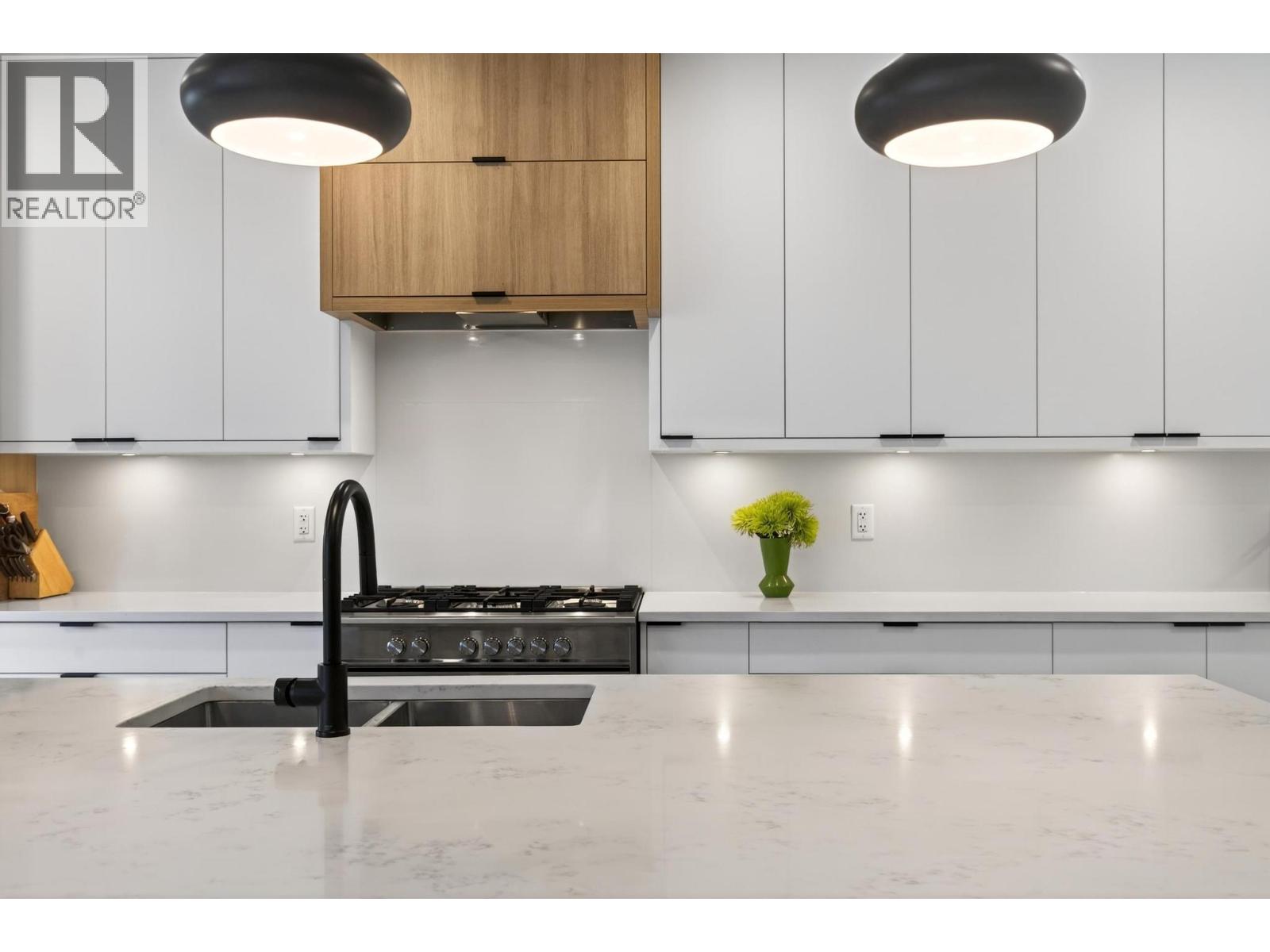 1452 Ethel Street Unit# 1, Kelowna, British Columbia  V1Y 2Z7 - Photo 9 - 10384309