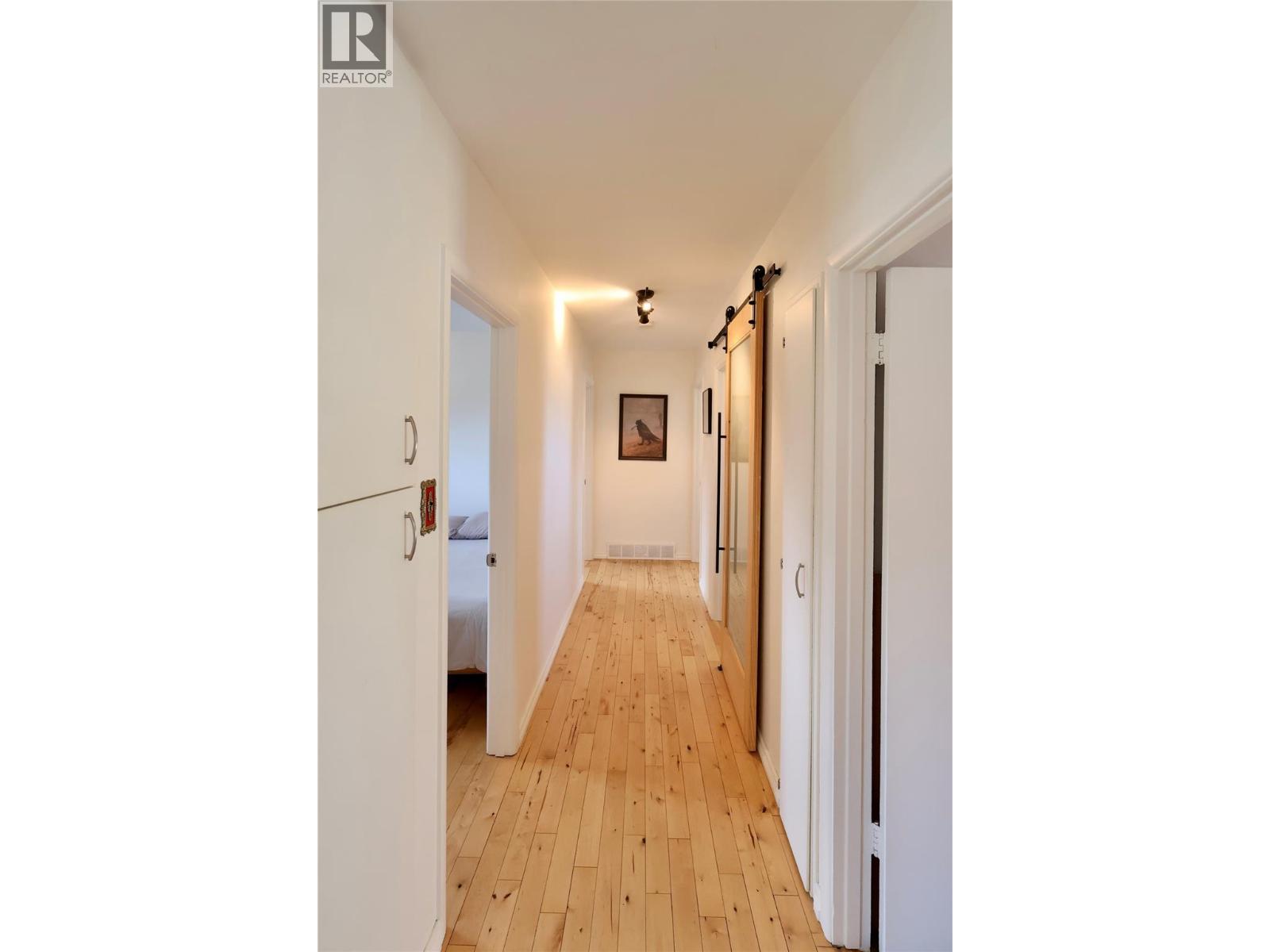 605 8th Street, Golden, British Columbia  V0A 1H0 - Photo 12 - 10384158