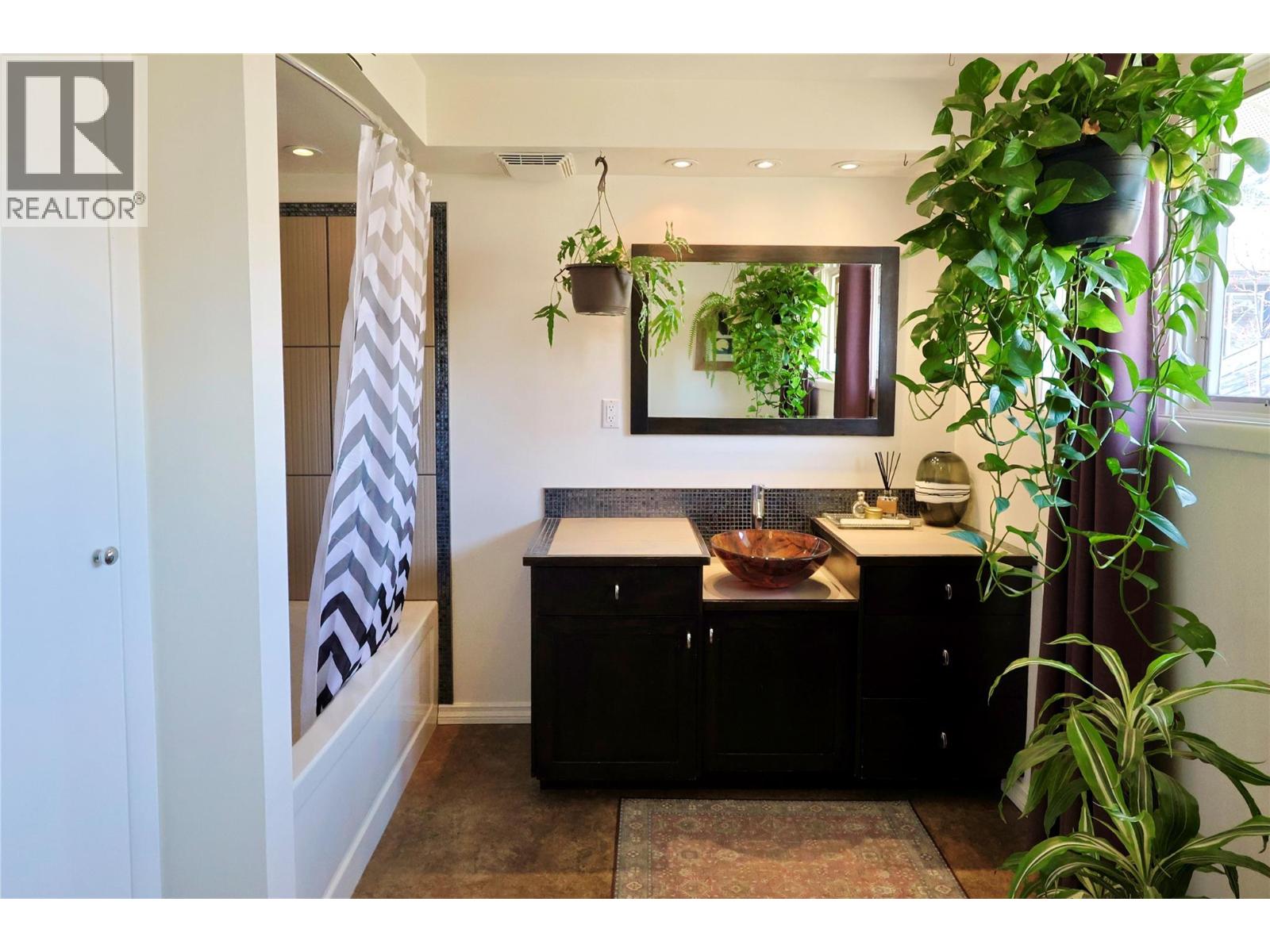 605 8th Street, Golden, British Columbia  V0A 1H0 - Photo 17 - 10384158