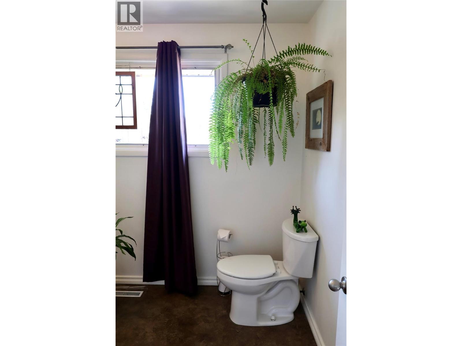 605 8th Street, Golden, British Columbia  V0A 1H0 - Photo 20 - 10384158