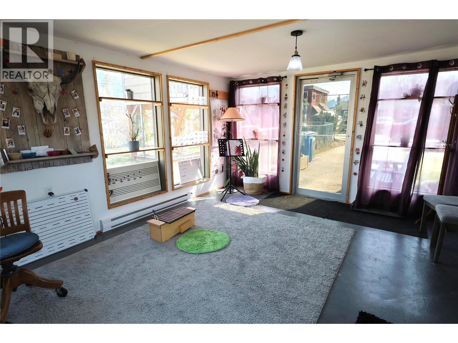 605 8th Street, Golden, British Columbia  V0A 1H0 - Photo 23 - 10384158