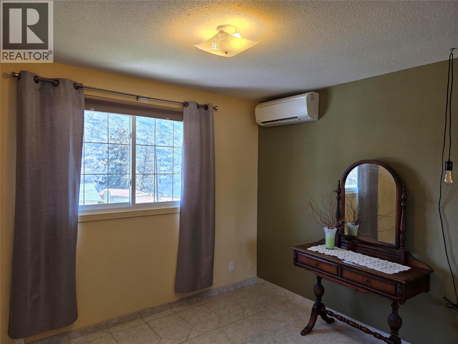 114 Cedar Avenue, Kaleden, British Columbia  V0H 1K0 - Photo 14 - 10384369