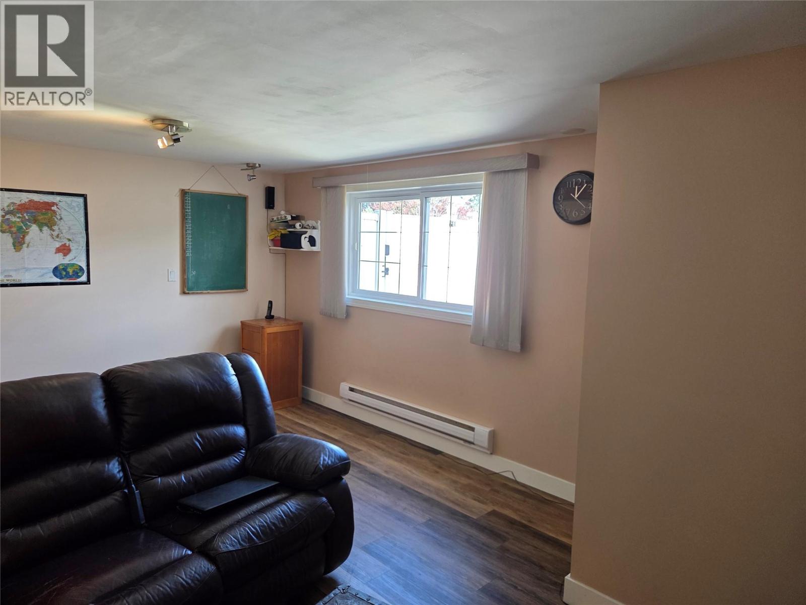 114 Cedar Avenue, Kaleden, British Columbia  V0H 1K0 - Photo 17 - 10384369