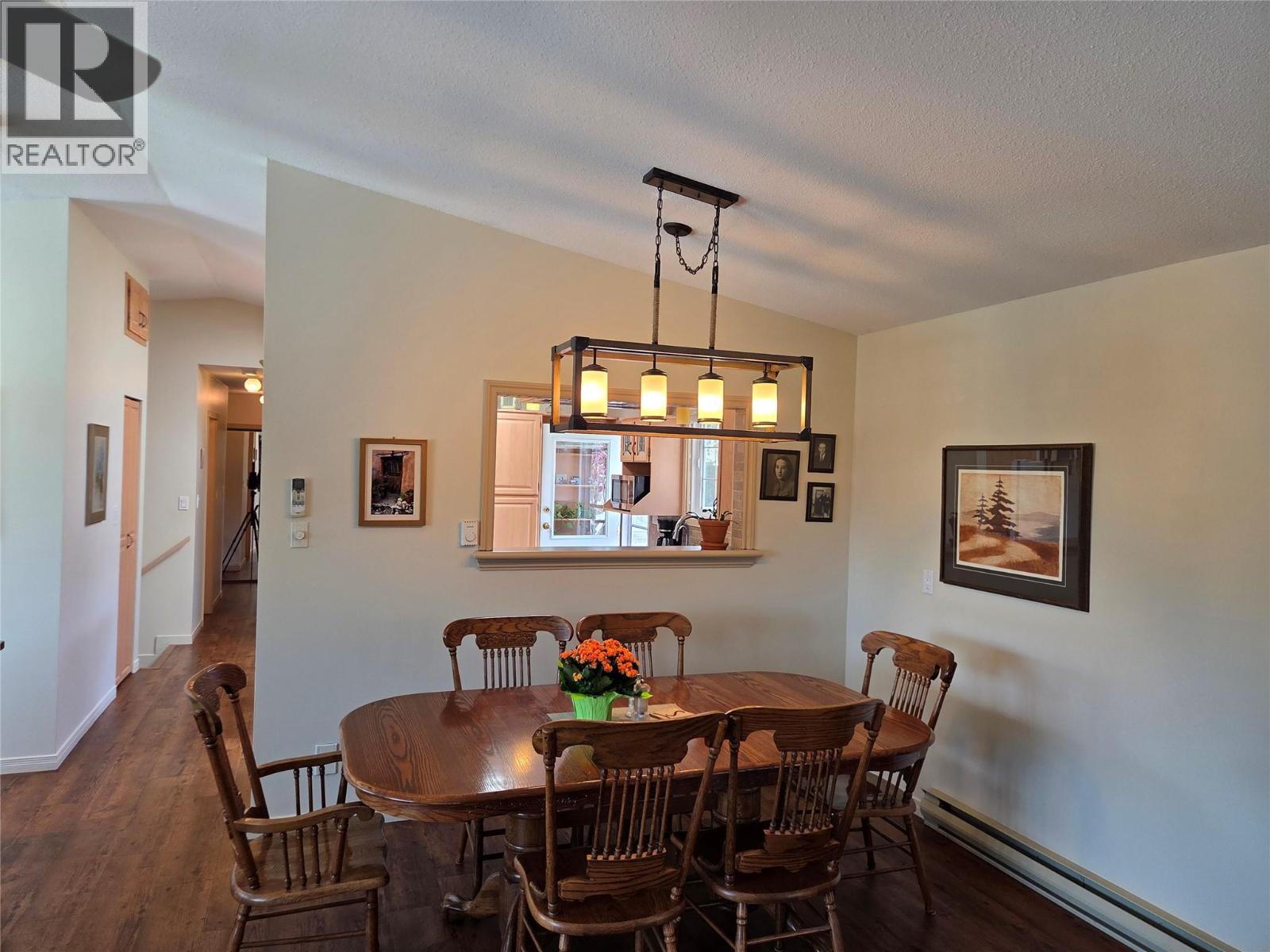 114 Cedar Avenue, Kaleden, British Columbia  V0H 1K0 - Photo 7 - 10384369