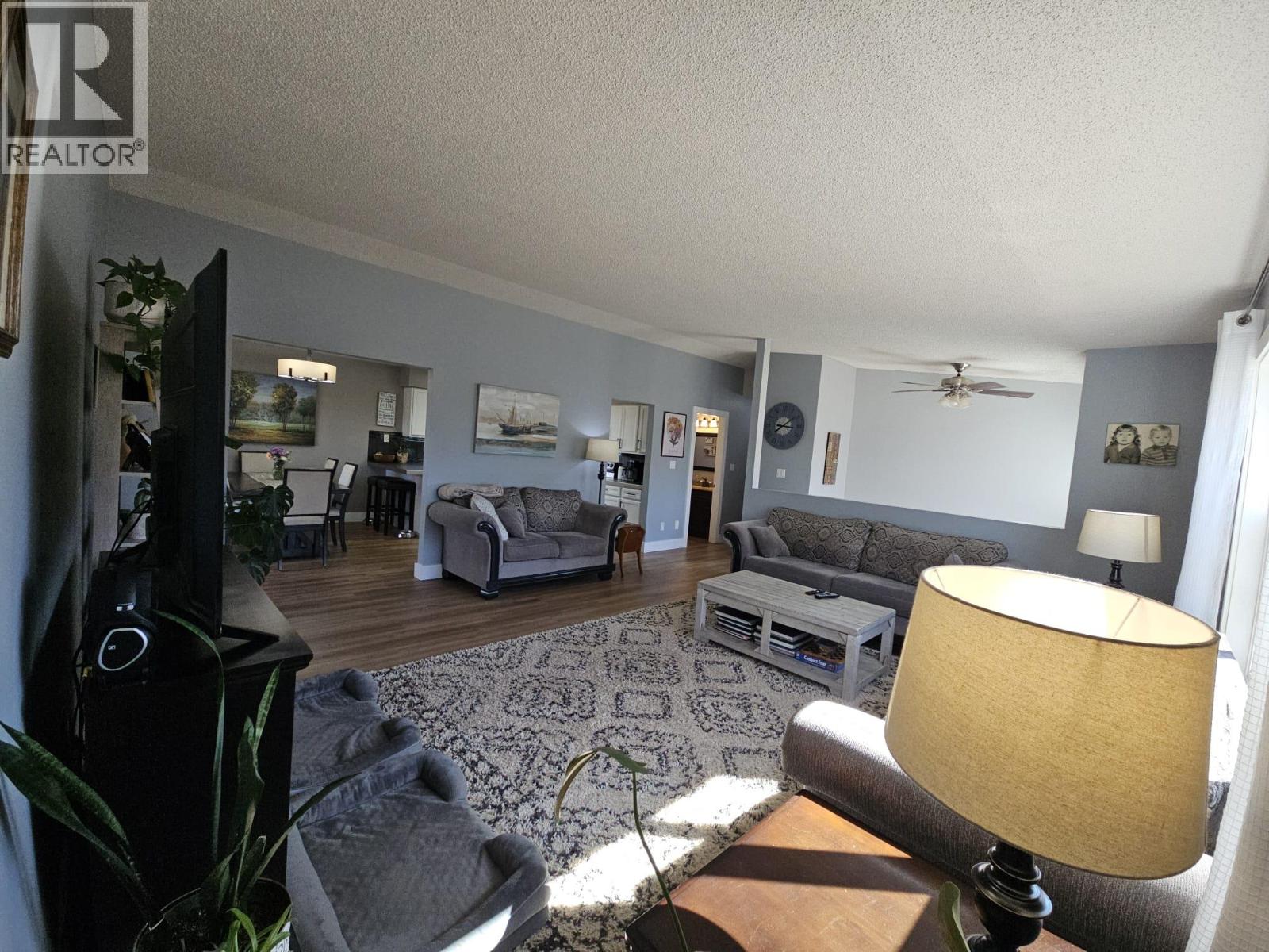 5684 Wabi Estates, Chetwynd, British Columbia  V0C 1J0 - Photo 10 - 10384140