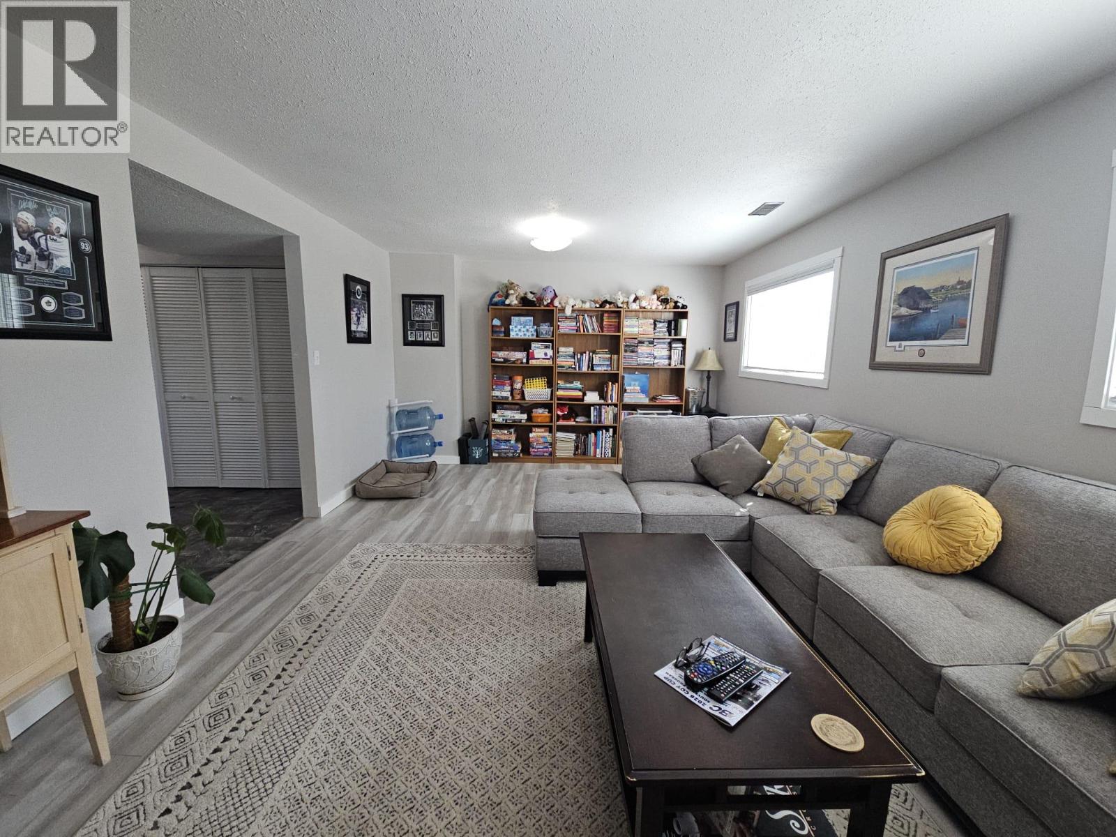 5684 Wabi Estates, Chetwynd, British Columbia  V0C 1J0 - Photo 48 - 10384140