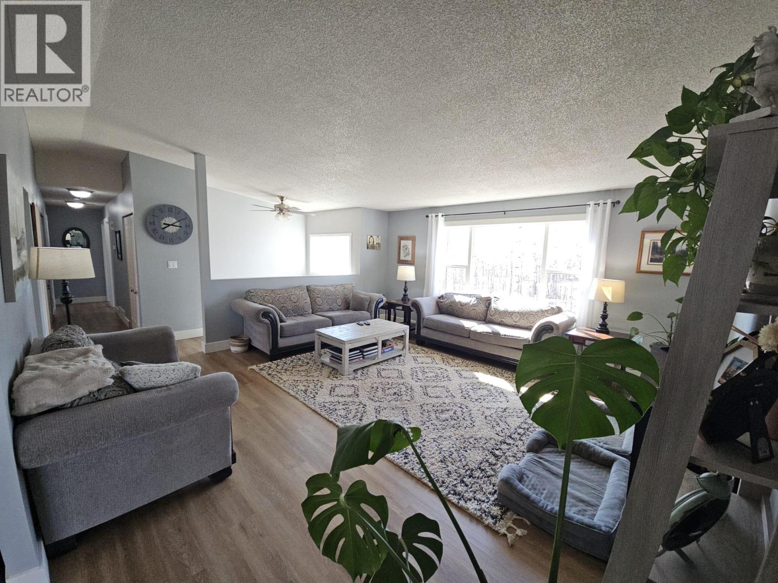 5684 Wabi Estates, Chetwynd, British Columbia  V0C 1J0 - Photo 9 - 10384140