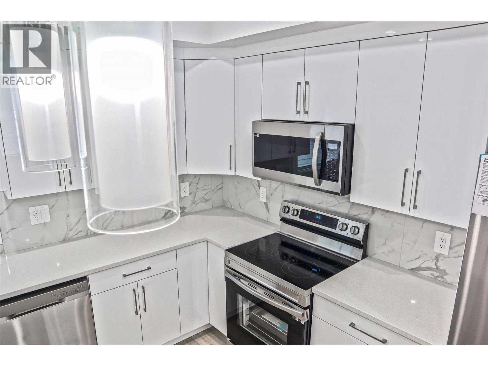 1354 Rutland Road Unit# 13, Kelowna, British Columbia  V1X 0C2 - Photo 3 - 10384377