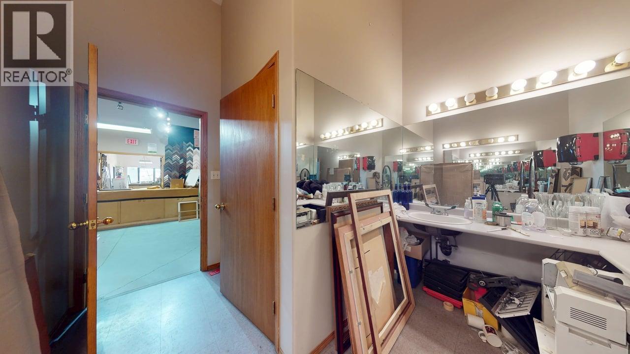 800 Baker Street, Cranbrook, British Columbia  V1C 1A2 - Photo 24 - 10384278