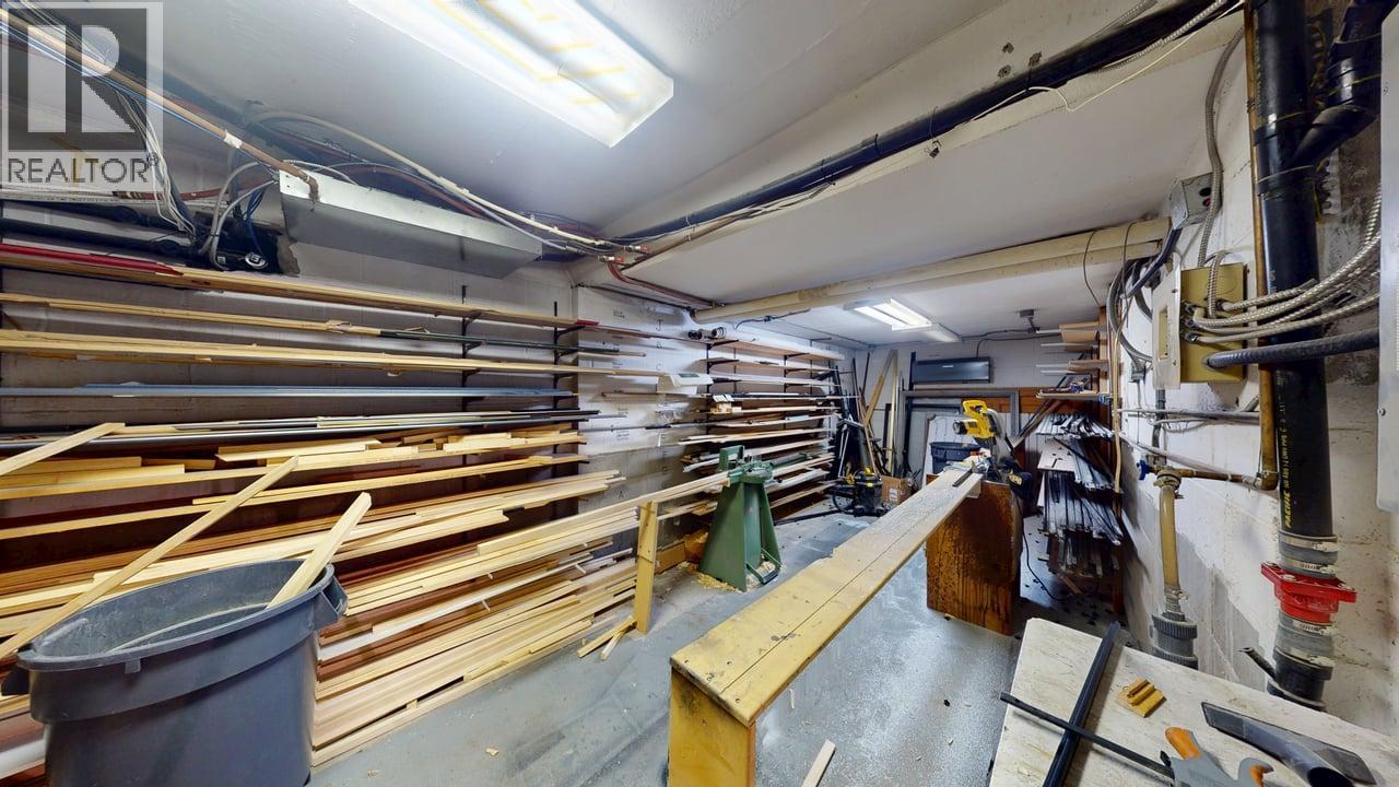 800 Baker Street, Cranbrook, British Columbia  V1C 1A2 - Photo 47 - 10384278