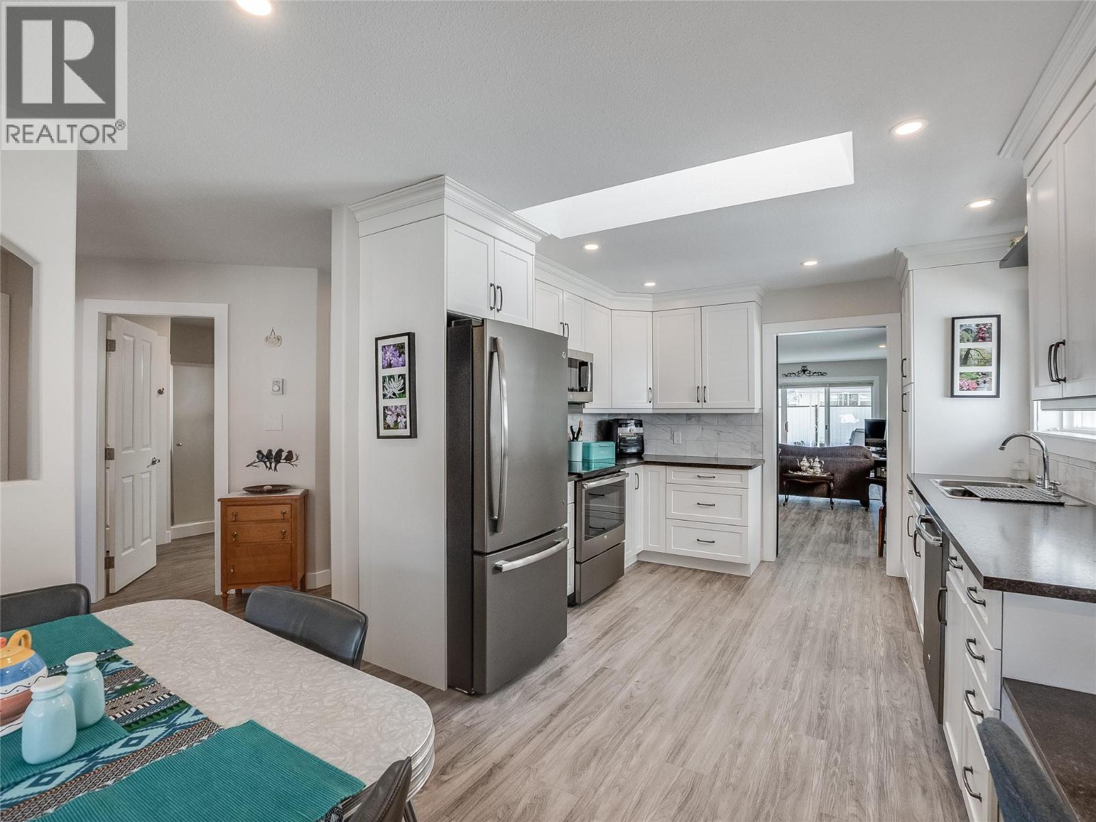 2210 Columbia Avenue Unit# 30, Castlegar, British Columbia  V1N 2X1 - Photo 15 - 10384093