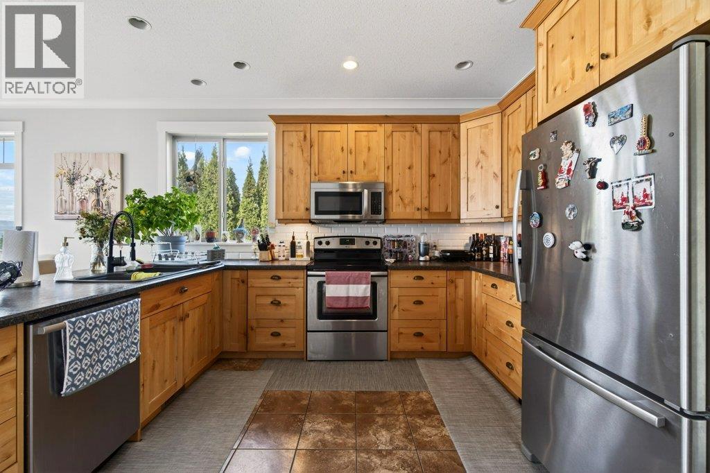 840 12 Street Se, Salmon Arm, British Columbia  V1E 0A3 - Photo 26 - 10383606