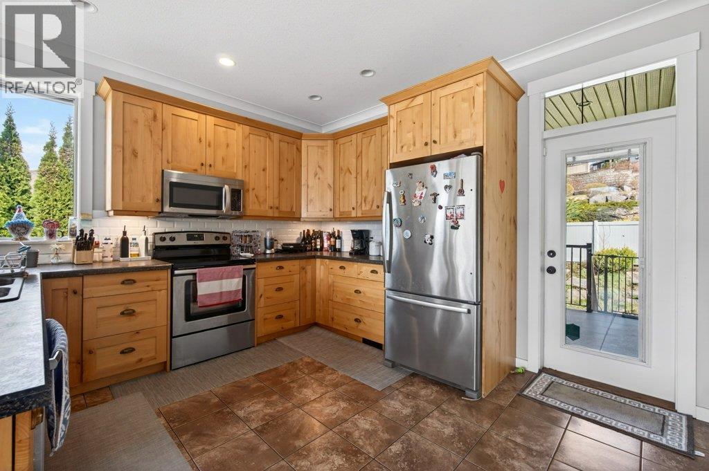 840 12 Street Se, Salmon Arm, British Columbia  V1E 0A3 - Photo 27 - 10383606