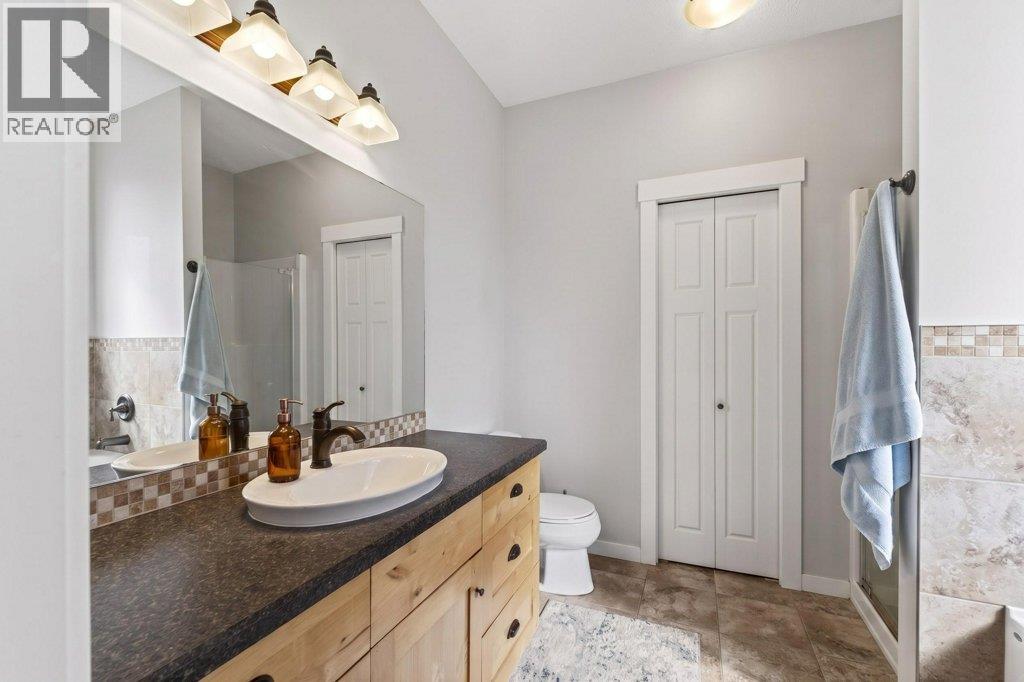 840 12 Street Se, Salmon Arm, British Columbia  V1E 0A3 - Photo 35 - 10383606