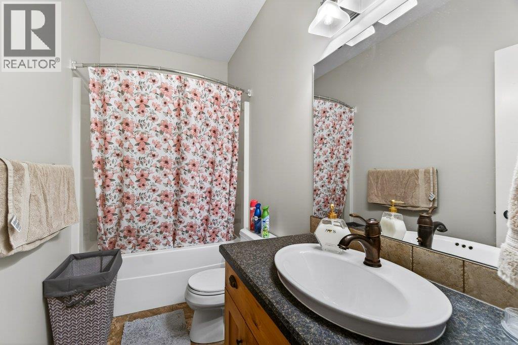 840 12 Street Se, Salmon Arm, British Columbia  V1E 0A3 - Photo 39 - 10383606