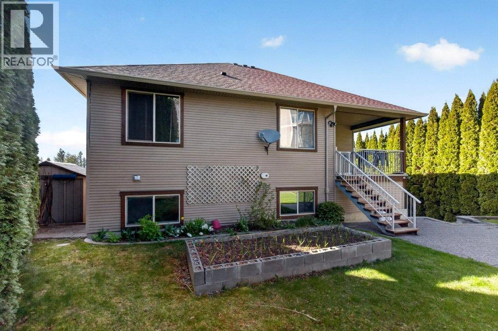 840 12 Street Se, Salmon Arm, British Columbia  V1E 0A3 - Photo 52 - 10383606
