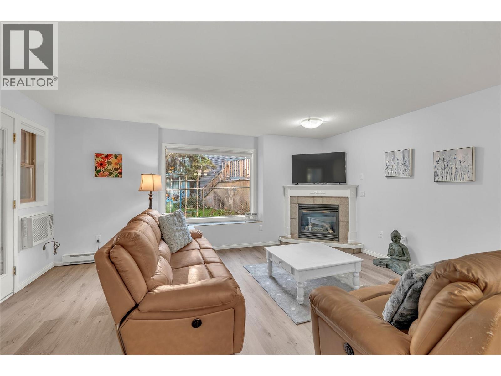 9307 62nd Avenue Unit# 202, Osoyoos, British Columbia  V0H 1V1 - Photo 4 - 10383398