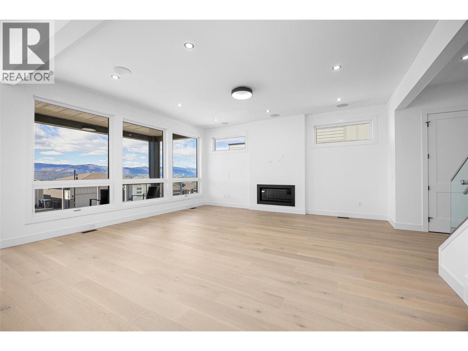 2163 Kentucky Crescent, Kelowna, British Columbia  V1P 0A2 - Photo 12 - 10383832