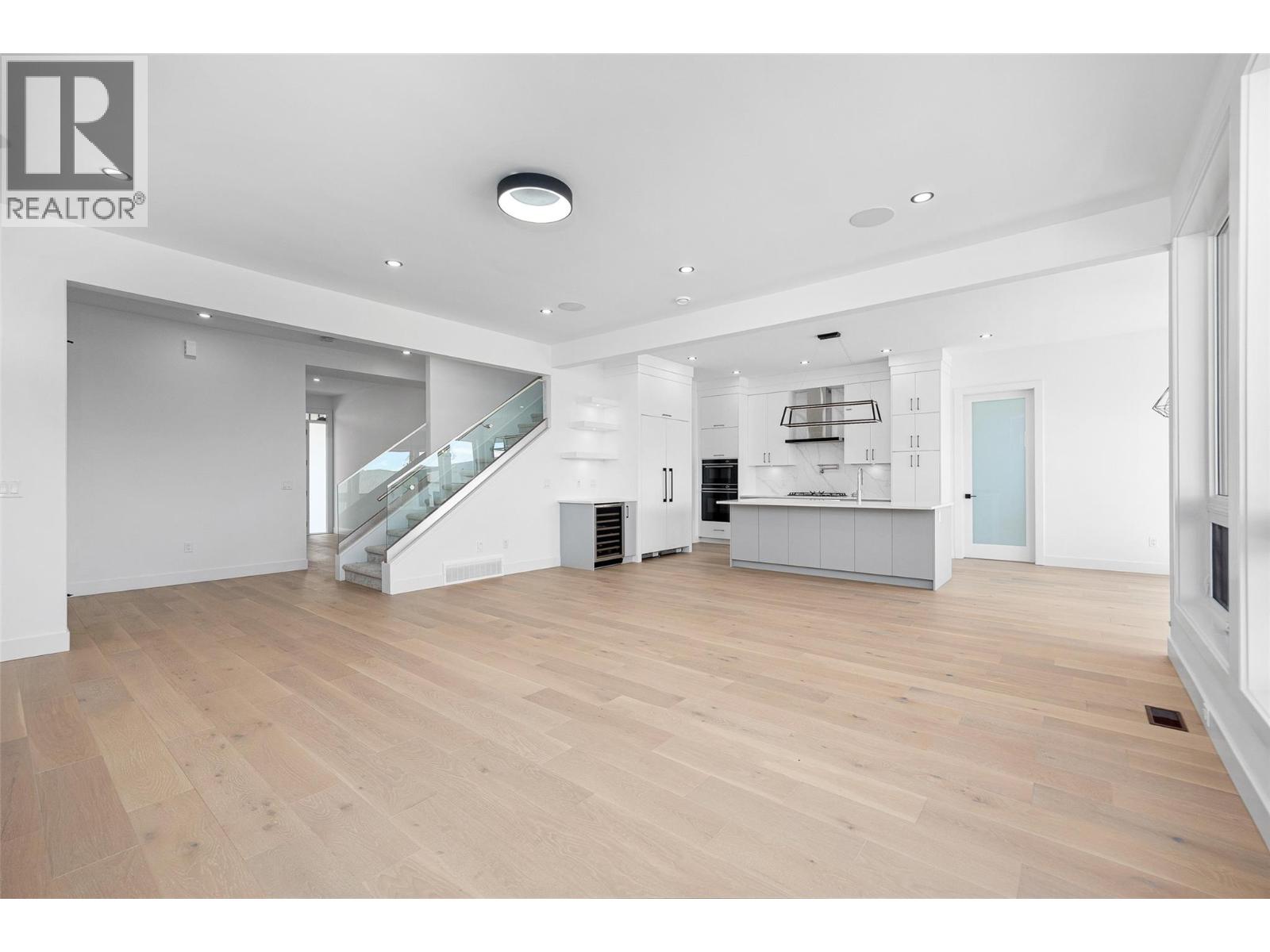 2163 Kentucky Crescent, Kelowna, British Columbia  V1P 0A2 - Photo 15 - 10383832