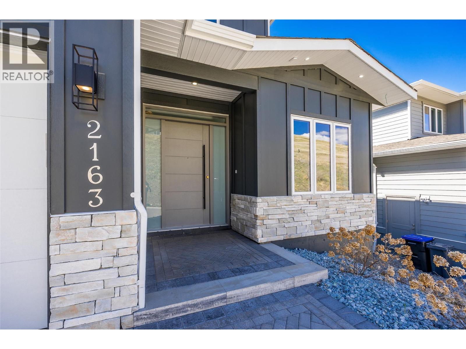 2163 Kentucky Crescent, Kelowna, British Columbia  V1P 0A2 - Photo 8 - 10383832