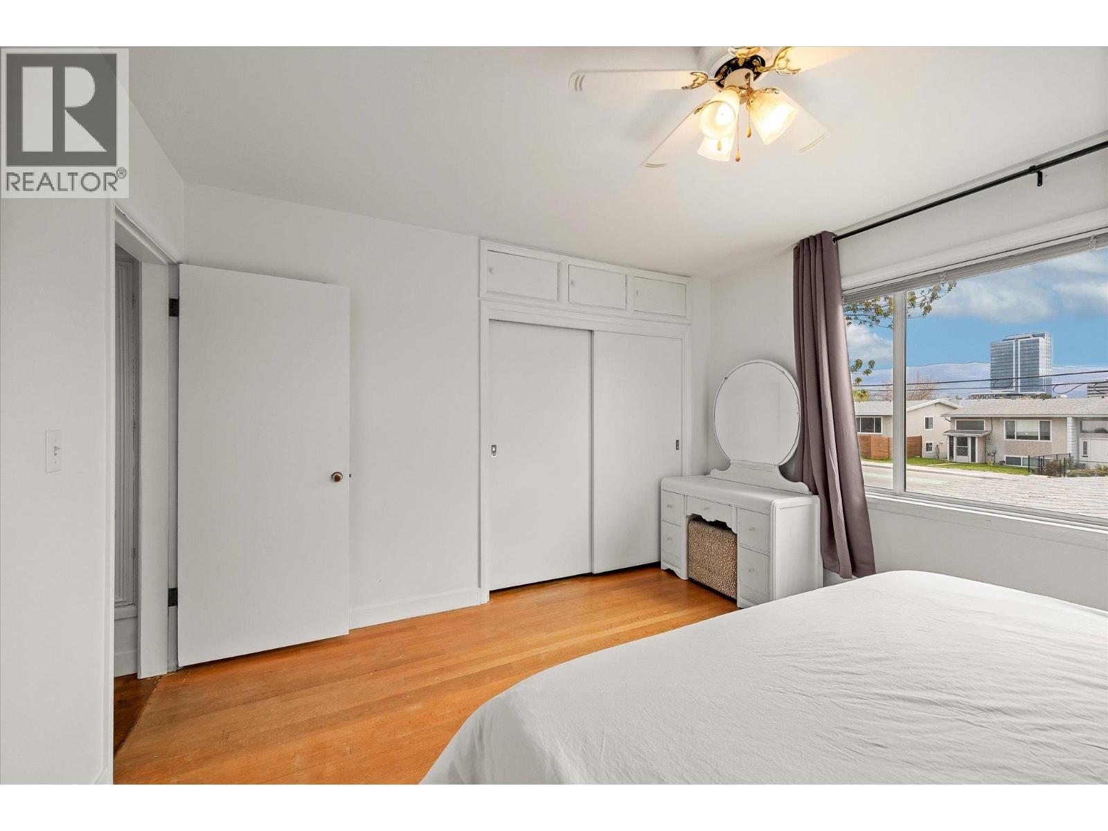 1614 Bernard Avenue, Kelowna, British Columbia  V1Y 6R9 - Photo 16 - 10384287