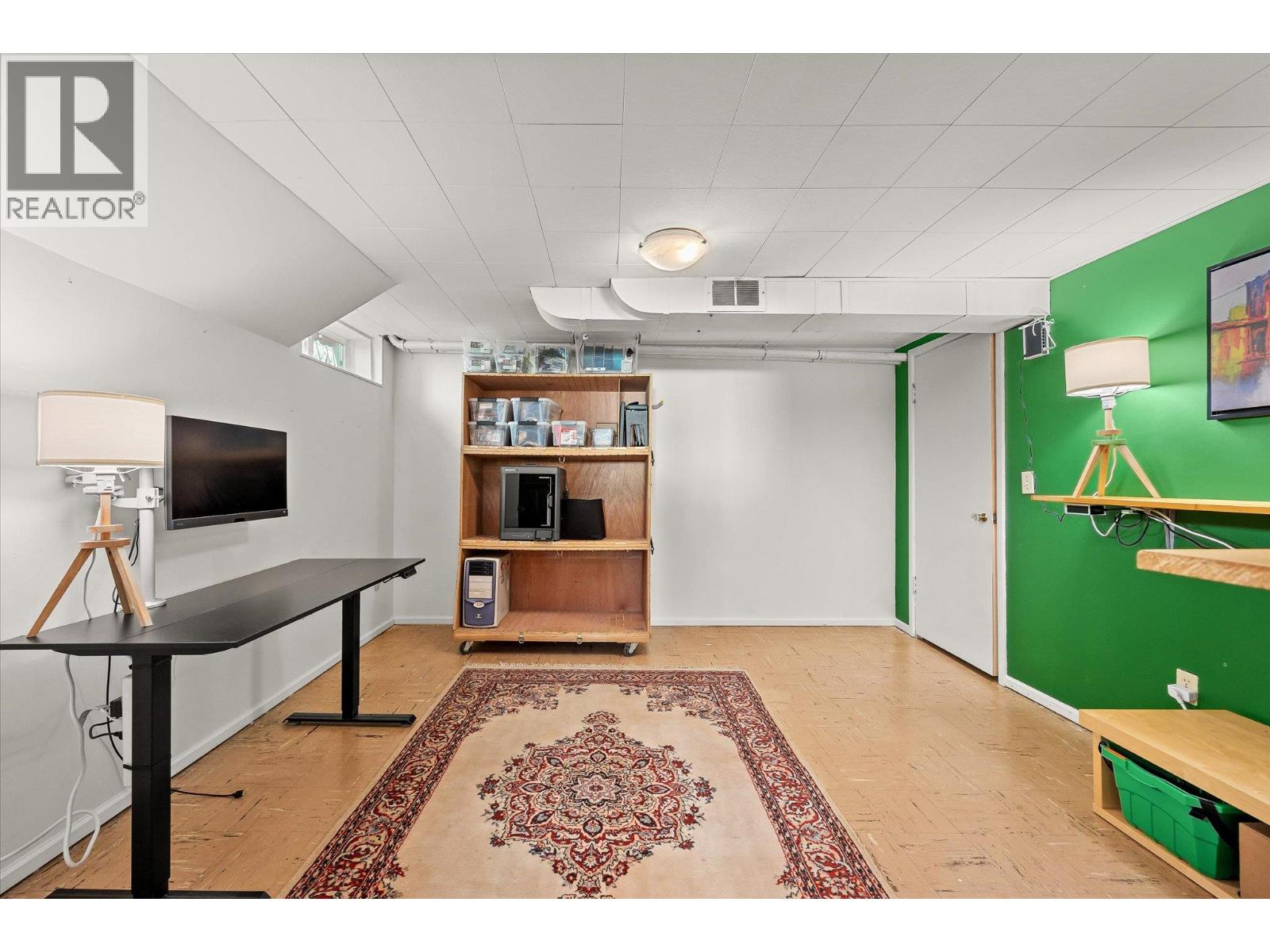 1614 Bernard Avenue, Kelowna, British Columbia  V1Y 6R9 - Photo 26 - 10384287