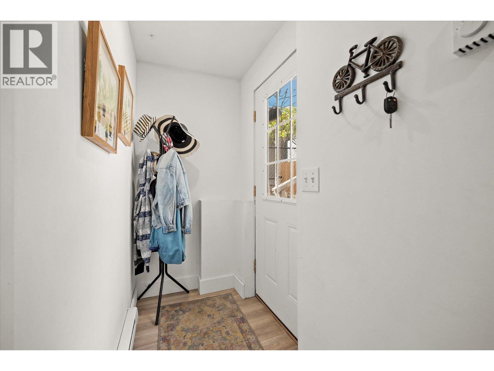 1614 Bernard Avenue, Kelowna, British Columbia  V1Y 6R9 - Photo 27 - 10384287