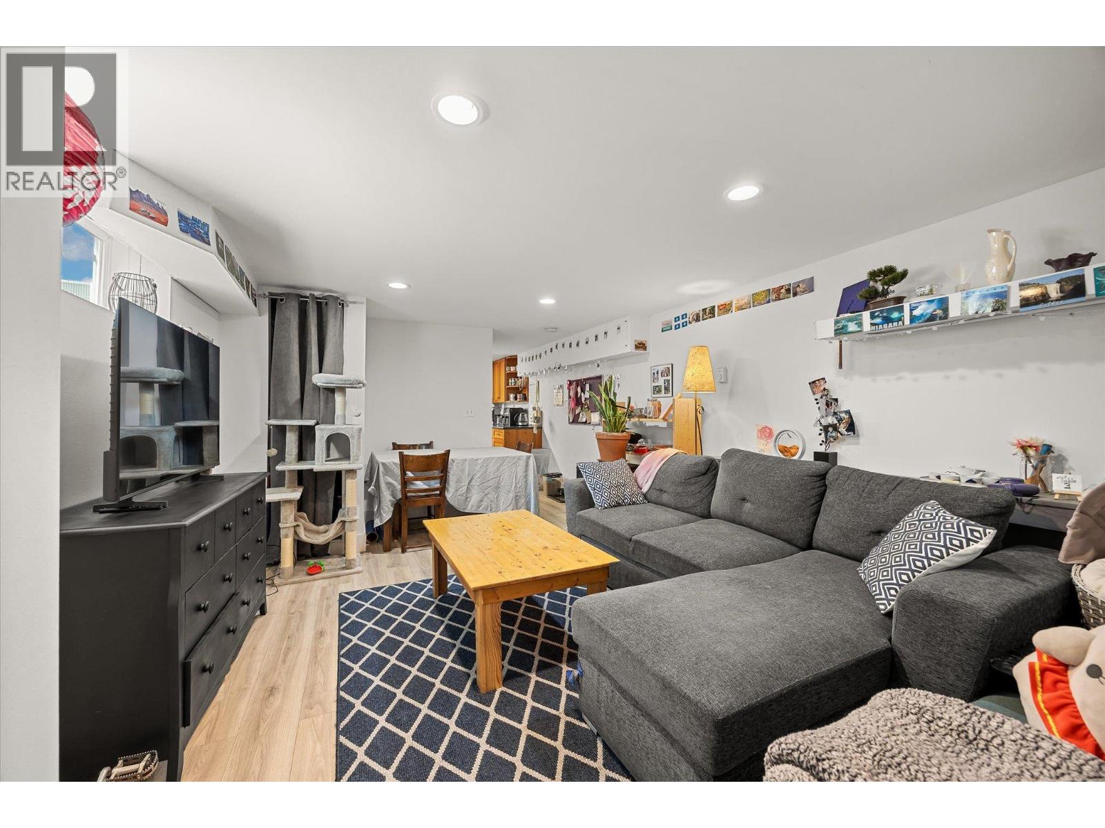 1614 Bernard Avenue, Kelowna, British Columbia  V1Y 6R9 - Photo 28 - 10384287