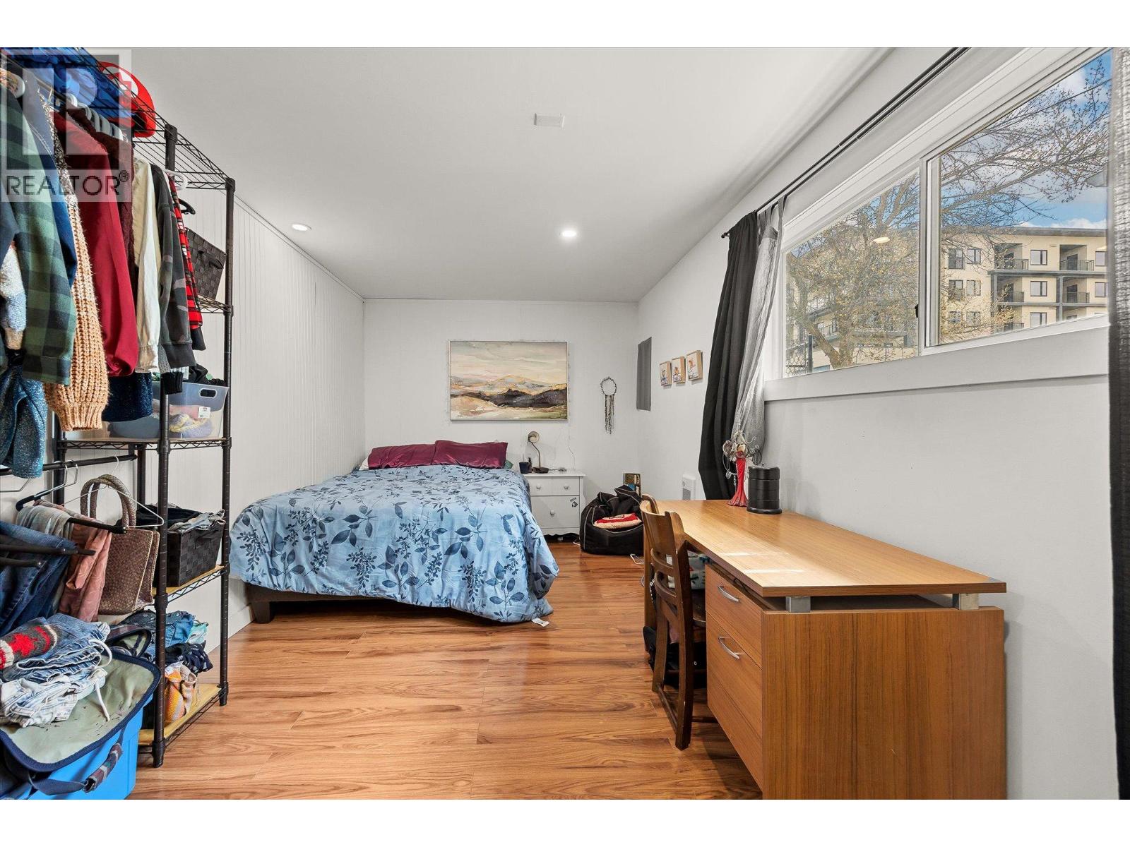 1614 Bernard Avenue, Kelowna, British Columbia  V1Y 6R9 - Photo 35 - 10384287