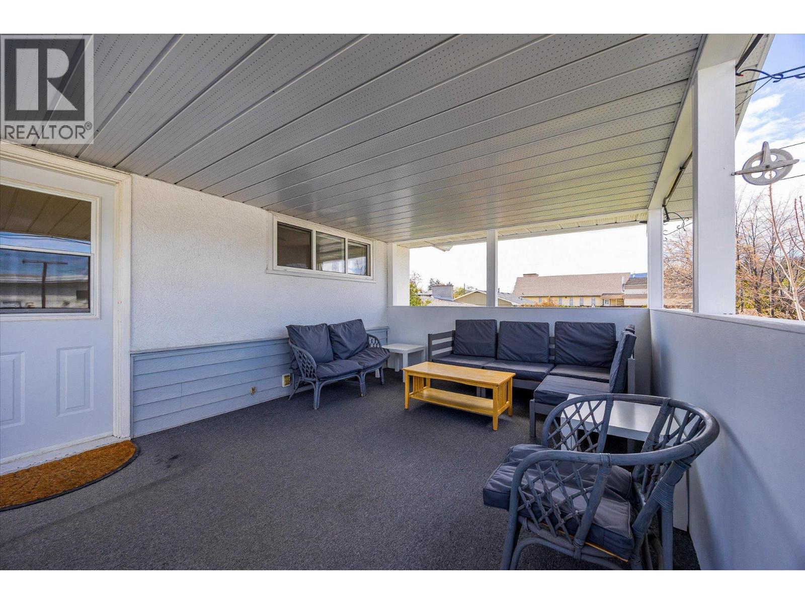 1614 Bernard Avenue, Kelowna, British Columbia  V1Y 6R9 - Photo 38 - 10384287