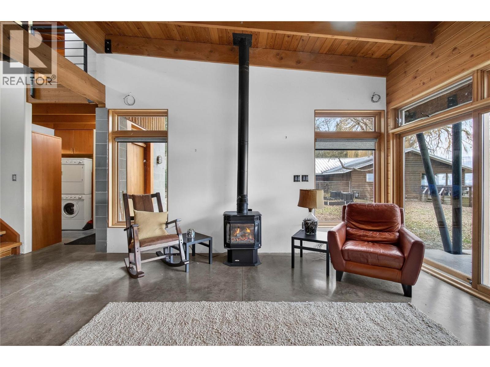 1259 Dieppe Road, Sorrento, British Columbia  V0E 2W0 - Photo 9 - 10378715