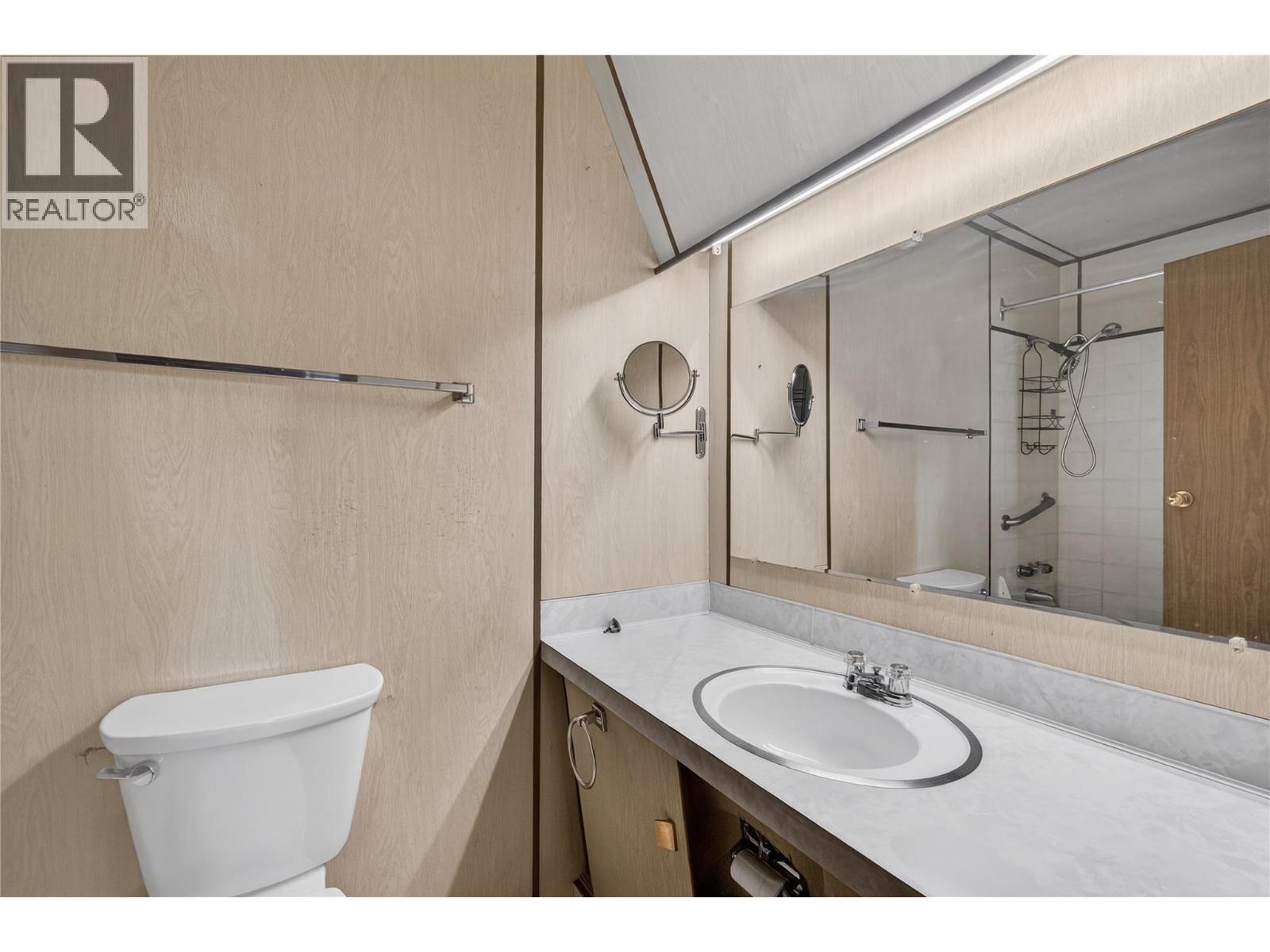 2862 Caen Road, Sorrento, British Columbia  V0E 2W0 - Photo 21 - 10378711